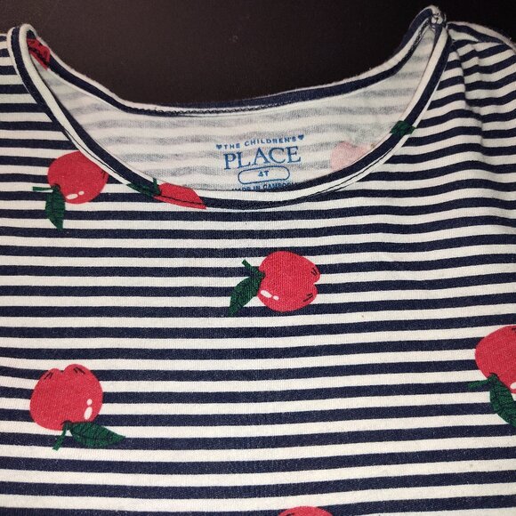 Pre-Owned Children's Place 2-Piece Matching Apples Printed on White & Navy Blue - Picture 8 of 13